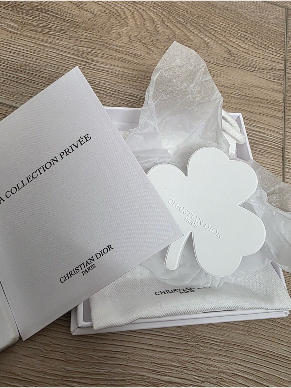 Dior la Collection Ceramic Clover Perfume Diffuser - GWP